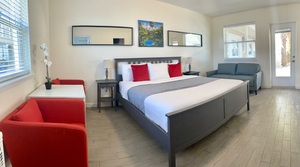 King Bed Photo 2